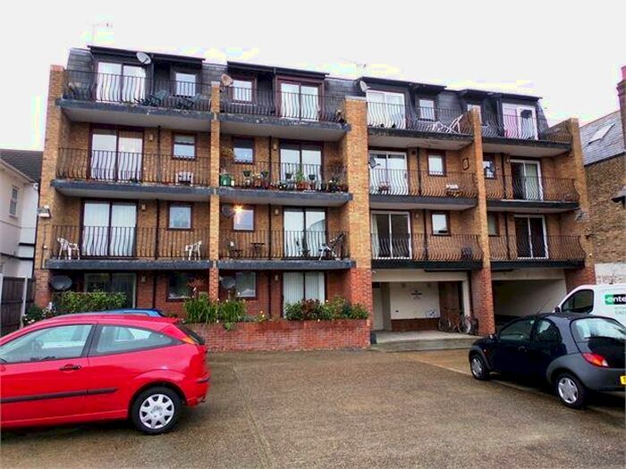 1 Bedroom Flat To Rent In Glendale Mews, Leigh On Sea, Leigh On Sea, SS9