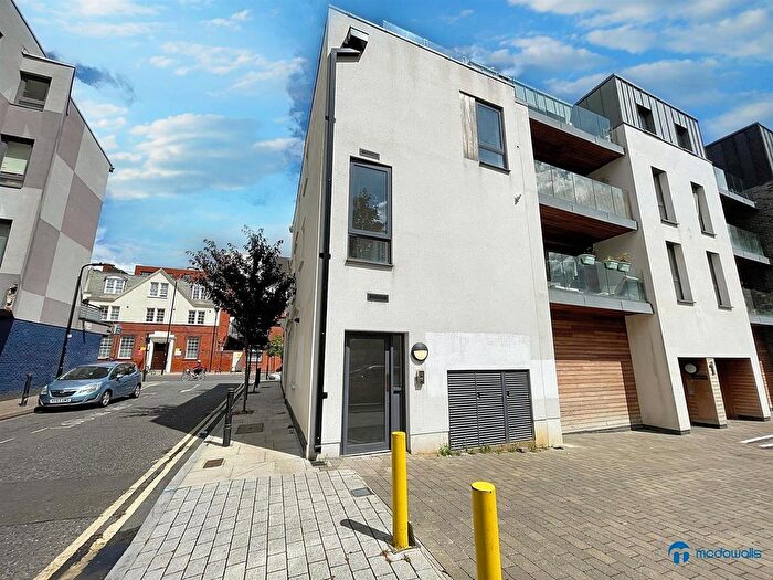 Studio To Rent In Dalston Lane, London, E8