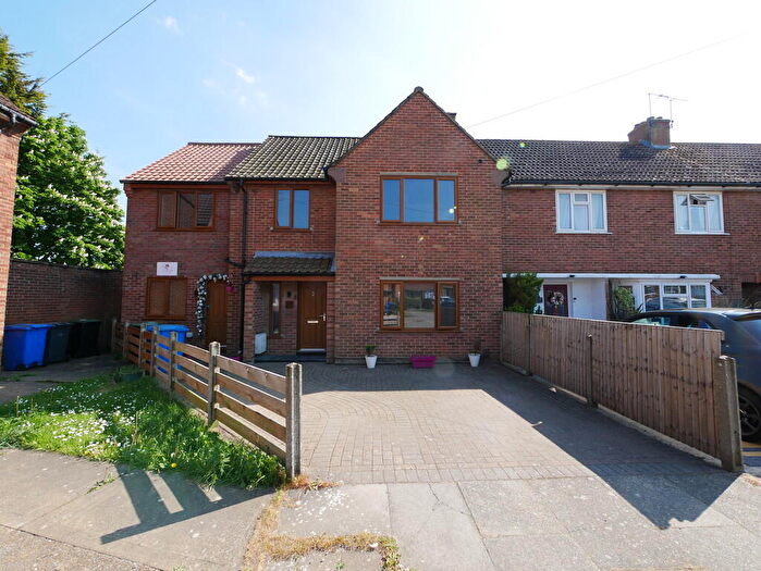 4 Bedroom End Of Terrace House For Sale In Burke Close, Ipswich, Suffolk, IP1