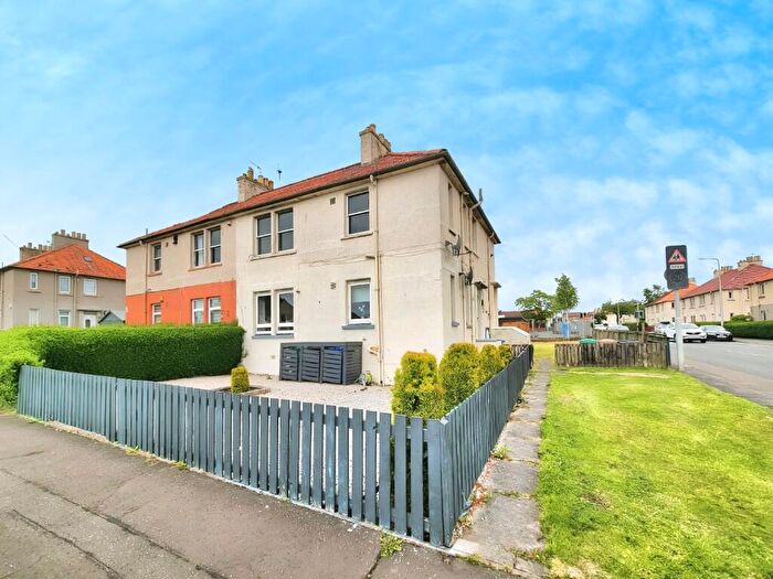 2 Bedroom Flat To Rent In Beatty Crescent, Kirkcaldy, Fife, KY1