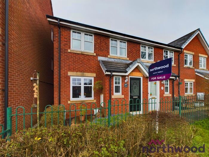 3 Bedroom Semi-Detached House For Sale In Crown Drive, Malkins Bank, Sandbach, CW11