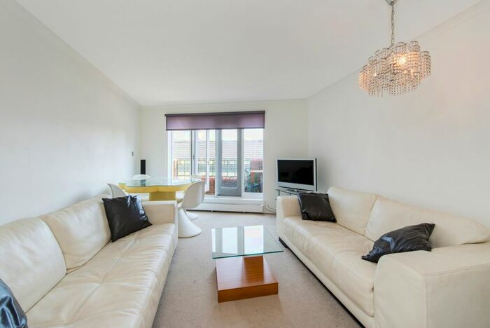 2 Bedroom Flat To Rent In Broadley Terrace, London, NW1