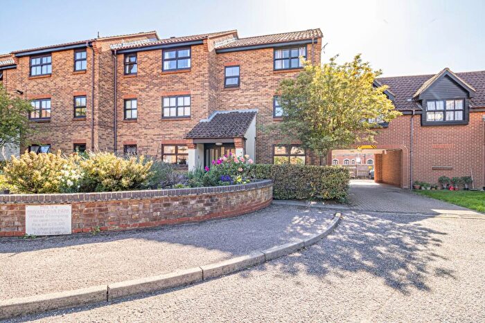 2 Bedroom Apartment For Sale In Bransby Close, King's Lynn, Norfolk, PE30