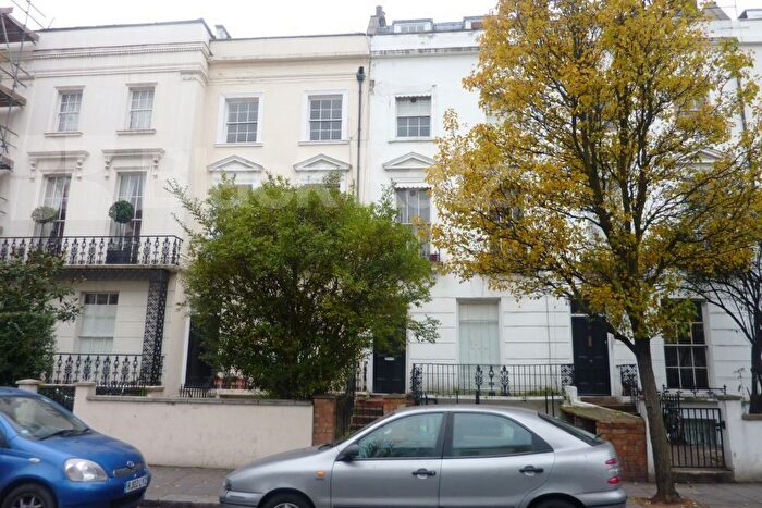 1 Bedroom Flat To Rent In Chepstow Road, Notting Hill / Bayswater, W2