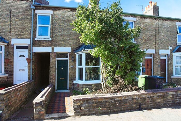 3 Bedroom Terraced House For Sale In St. Margarets Road, Peterborough, PE2