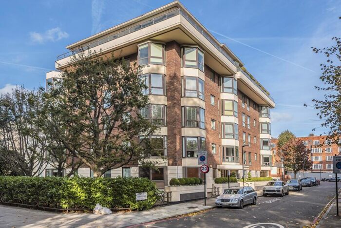 3 Bedroom Flat To Rent In Balmoral Court St John's Wood, NW8