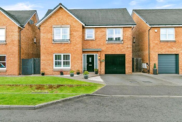 4 Bedroom Detached House For Sale In Almora Drive, Dumbarton, G82