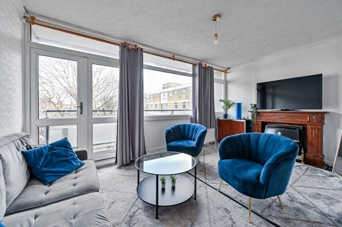 3 Bedroom Flat For Sale In Bethnal Green, Bethnal Green, London, E2