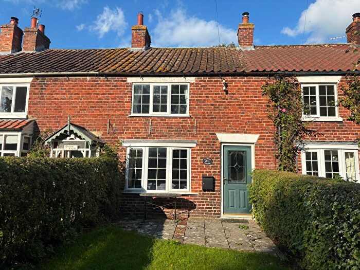2 Bedroom Terraced House To Rent In Main Street, York, YO62