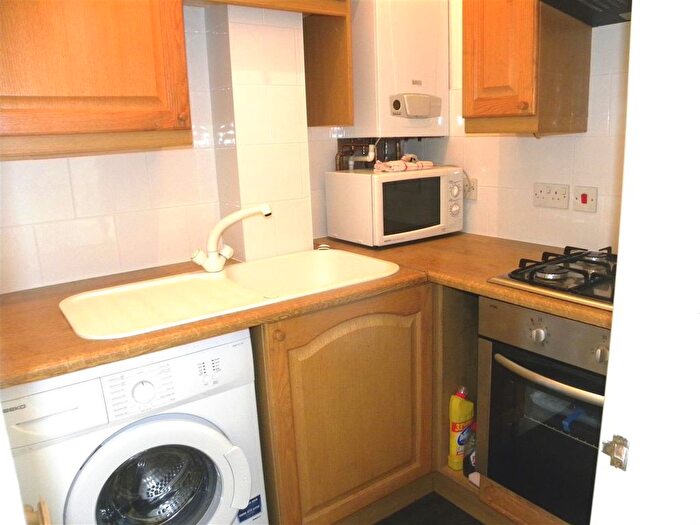 1 Bedroom Flat To Rent In Upton Park, Slough, SL1