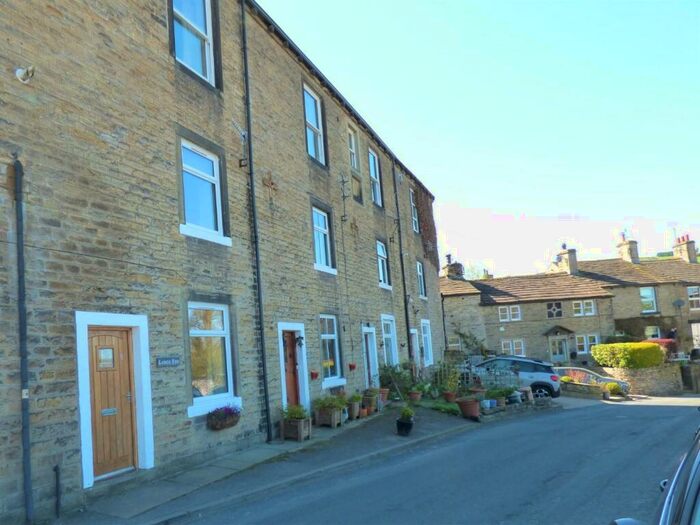 2 Bedroom End Of Terrace House To Rent In Oddfellows Houses, Cononley, Keighley, BD20