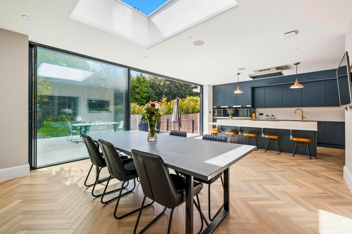 5 Bedroom Detached House To Rent In Ref: Se - Blackborough Road, Reigate, RH2