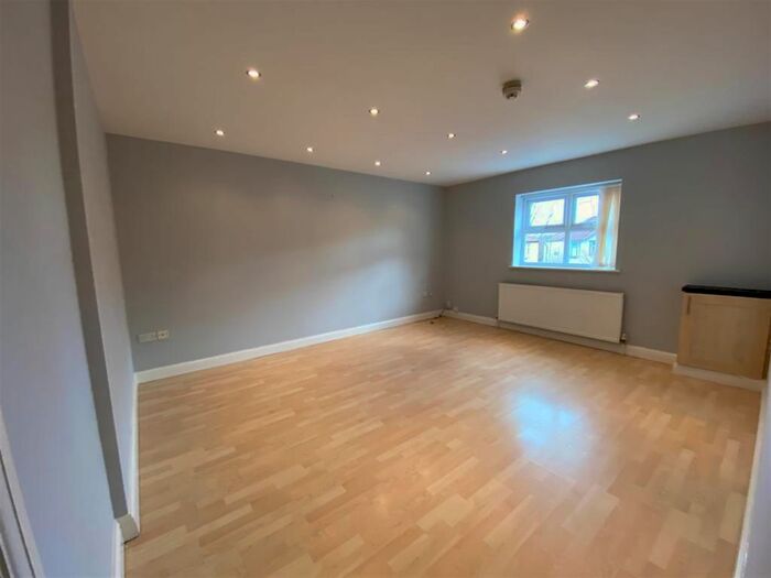 2 Bedroom Flat To Rent In Ancaster Road, Liverpool, L17