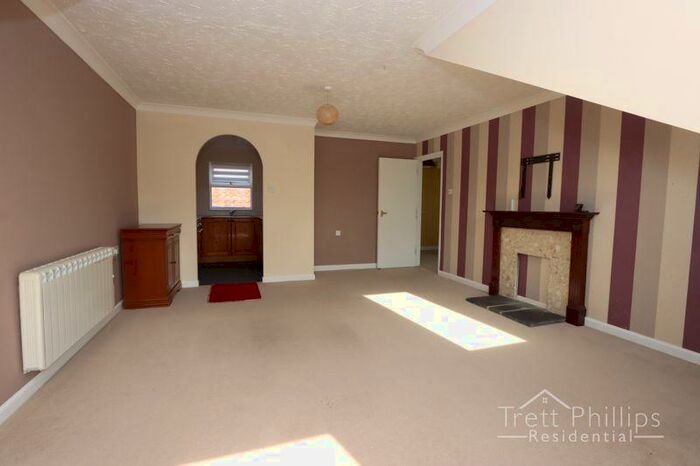 2 Bedroom Flat To Rent In Cromer Road, North Walsham, NR28