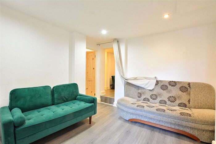 1 Bedroom Property To Rent In Genesta Road, London, SE18