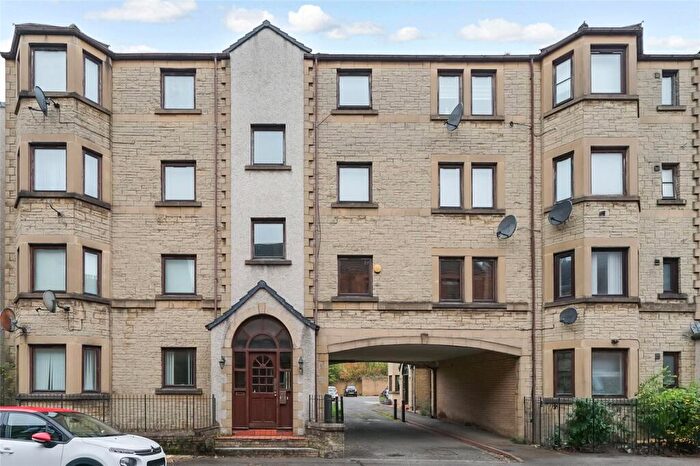 2 Bedroom Flat For Sale In Victoria Road, Falkirk, Stirlingshire, FK2