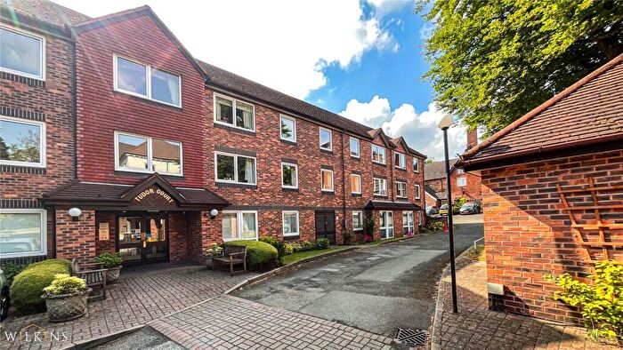 1 Bedroom Apartment For Sale In Midland Drive, Sutton Coldfield, West Midlands, B72