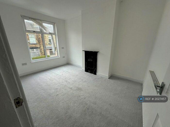 3 Bedroom Terraced House To Rent In Parson Cross Road, Sheffield, S6