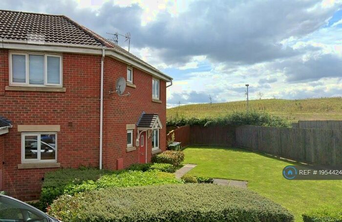 2 Bedroom Flat To Rent In Tuffleys Way, Leicester, LE3