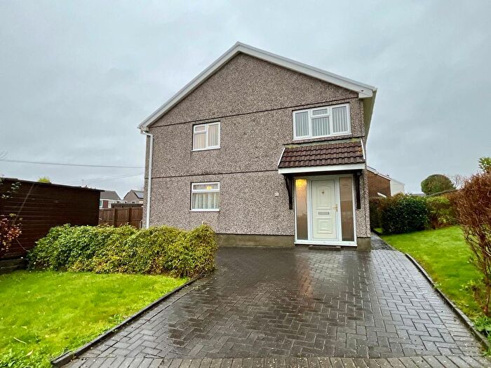 3 Bedroom Semi Detached House For Sale In Derlwyn, Dunvant, Swansea, SA2