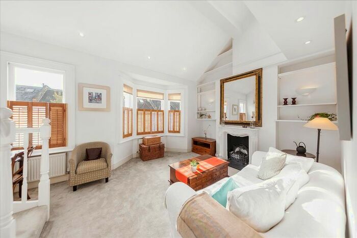 2 Bedroom Flat To Rent In Inglethorpe Street, London, SW6