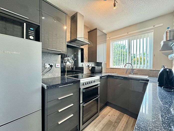 1 Bedroom End Of Terrace House For Sale In Blenheim Place, Stenhousemuir, Larbert, FK5
