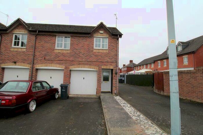 1 Bedroom Flat To Rent In Morgan Close, Cradley Heath, B64