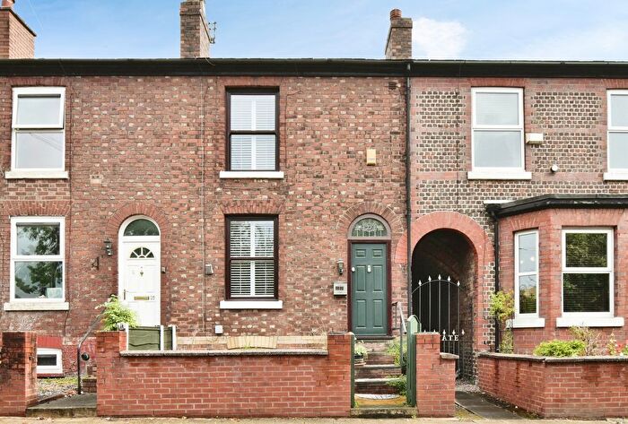 3 Bedroom Terraced House For Sale In Oakfield Street, Altrincham, Greater Manchester, WA15