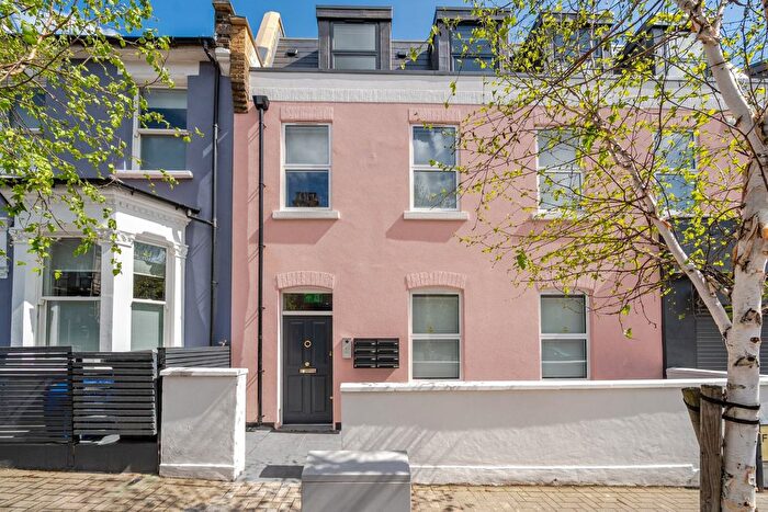 2 Bedroom Flat To Rent In Harrow Road, Kensal Rise, London, NW10