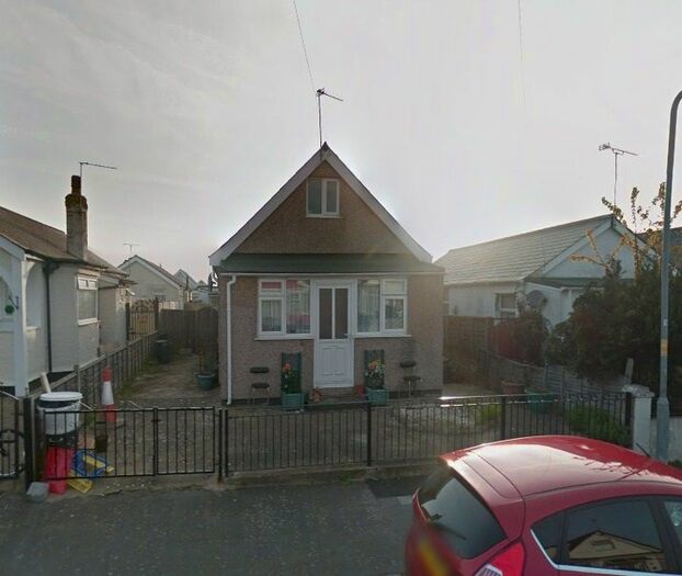 2 Bedroom Bungalow To Rent In Glebe Way, Jaywick, Clacton-On-Sea, CO15
