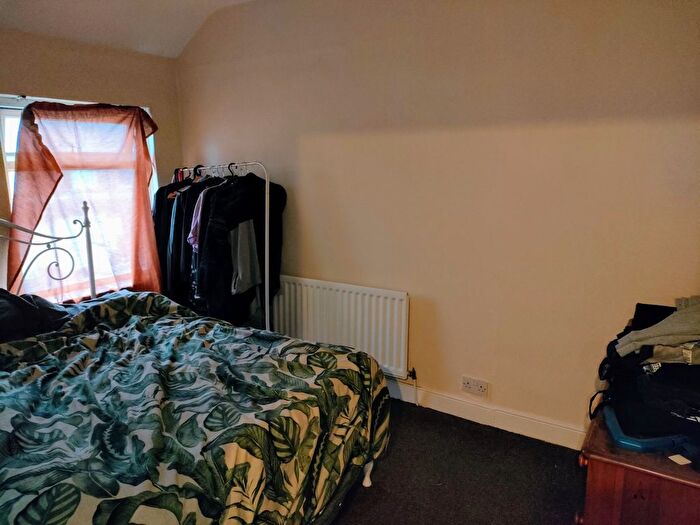 3 Bedroom Terraced House For Sale In Broadway, Belfast, BT12