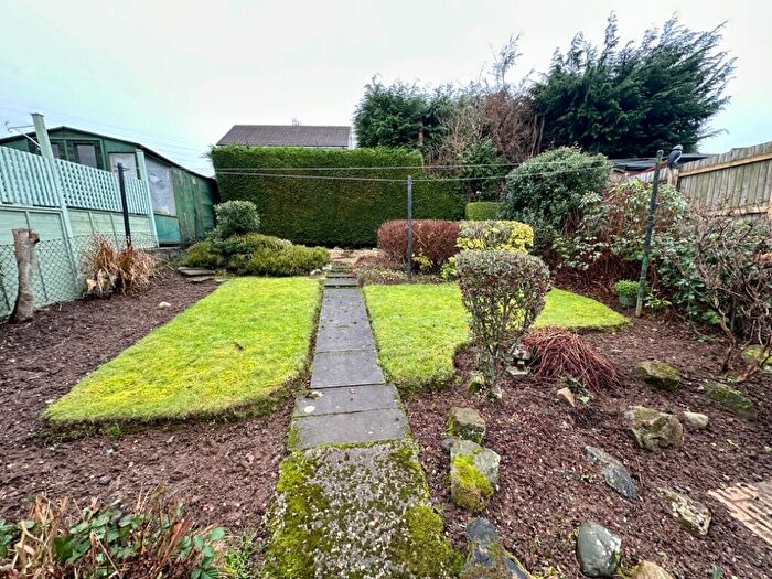 3 Bedroom Semi-Detached House For Sale In Westburn Crescent, Clydebank, Dunbartonshire, G81