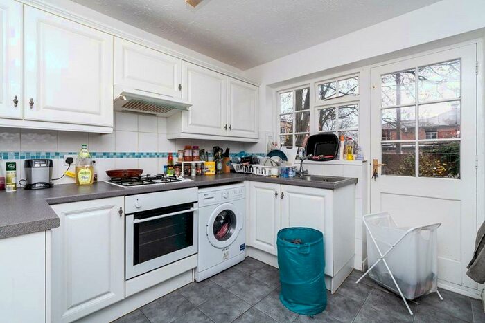 4 Bedroom End Of Terrace House To Rent In Grosvenor Mews, Grosvenor Close, Southampton, Hampshire, SO17