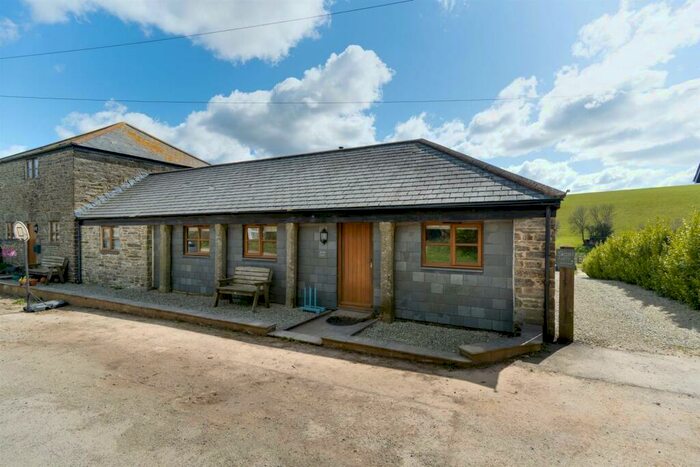 2 Bedroom Semi-Detached Bungalow For Sale In Menheniot, Liskeard, PL14