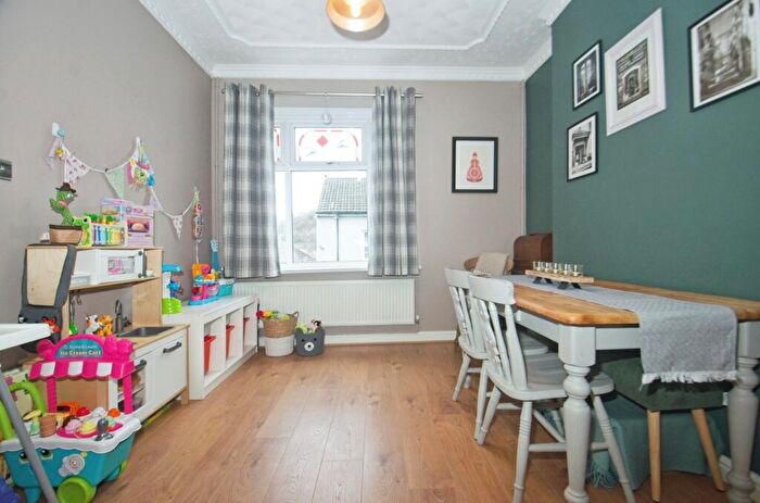 3 Bedroom Terraced House For Sale In Jubilee Road, Abertillery, NP13