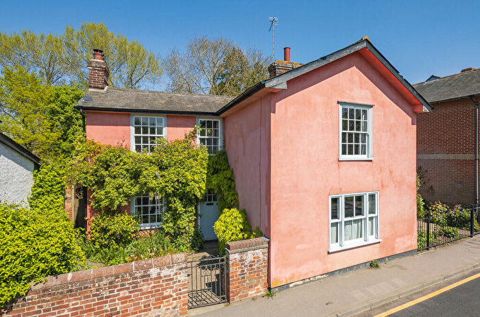 4 Bedroom Cottage To Rent In Bridge Street, Bures, Essex, CO8