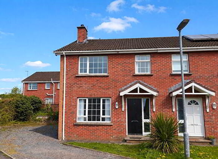 3 Bedroom Semi-Detached House For Sale In Kiltarriff Drive, Rathfriland, BT34