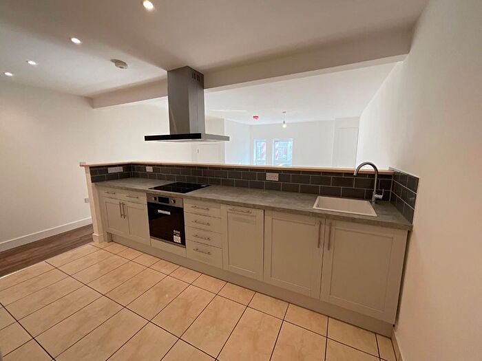 2 Bedroom Flat To Rent In Bell Hill Road, St George, Bristol, BS5