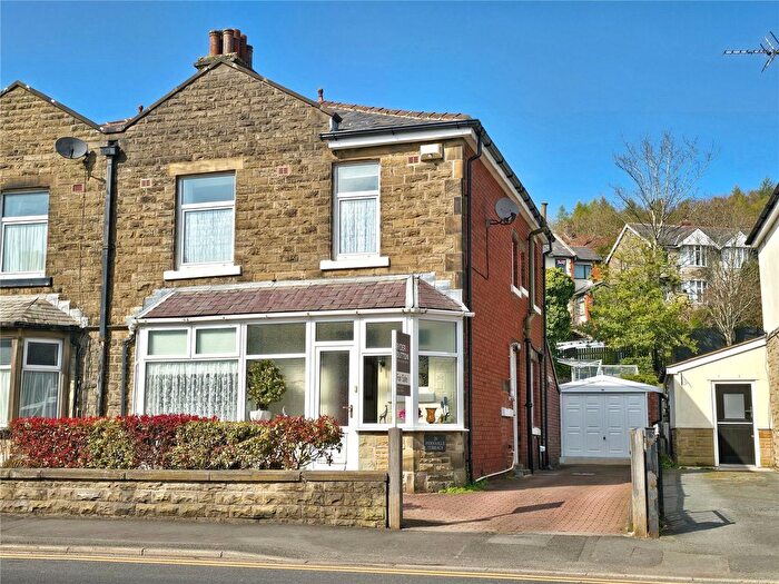 3 Bedroom Detached House For Sale In Fernville Terrace, Stacksteads, Rossendale, OL13