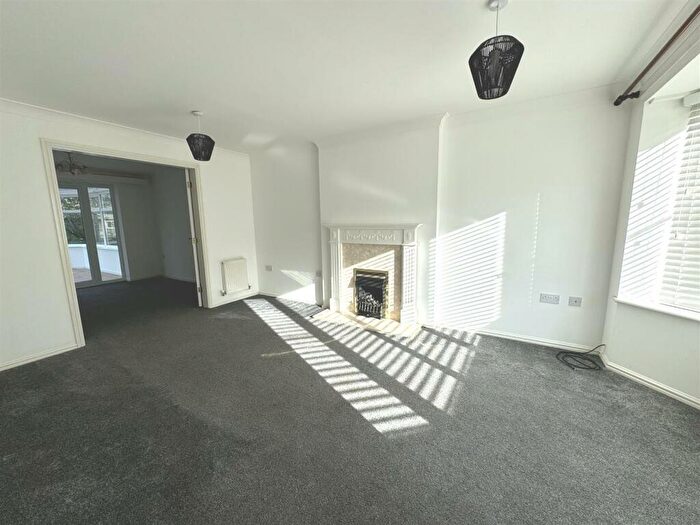 4 Bedroom Detached House For Sale In Aspen Close, Middlestone Moor, Spennymoor, DL16