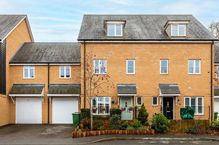 5 Bedroom Semi Detached House For Sale In Millennium Way, Heathfield, TN21