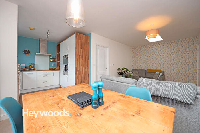 2 Bedroom Coach House To Rent In Matilda Grove, Newcastle Under Lyme, ST5
