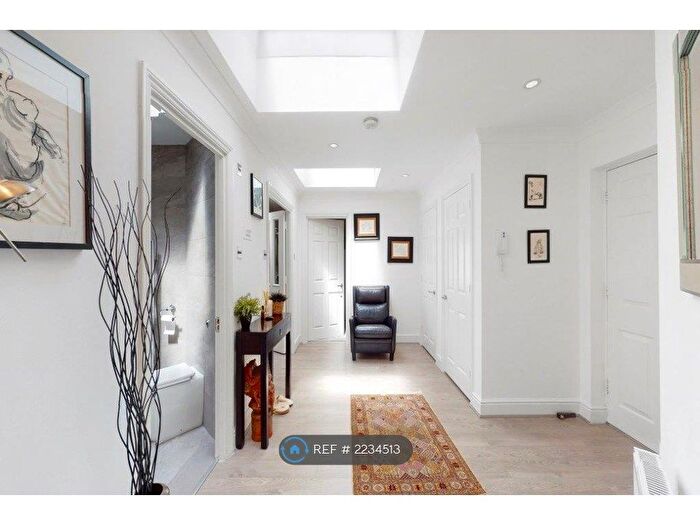 2 Bedroom Flat To Rent In Sunningfields Road, London, NW4