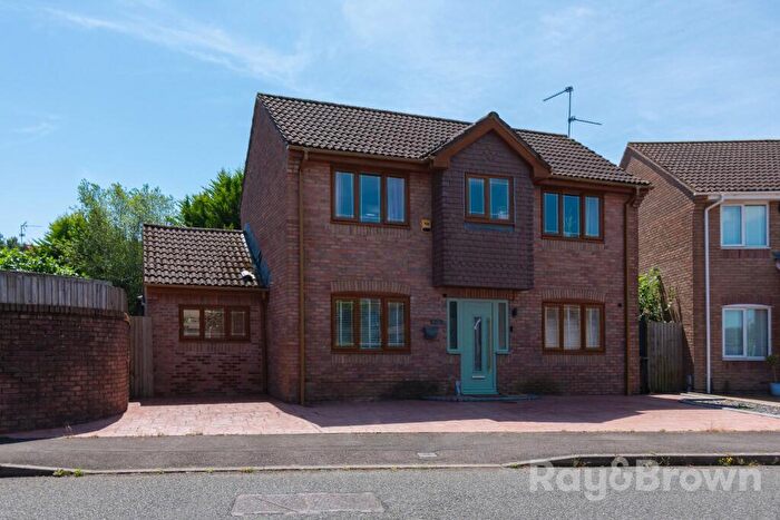 3 Bedroom Detached House For Sale In The Meadows, Cardiff, CF3
