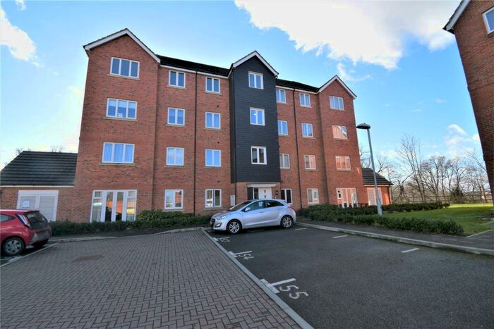 2 Bedroom Apartment To Rent In Centrifuge Way, Farnborough, Hampshire, GU14