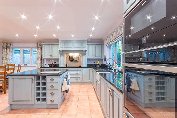 2 Bedroom Detached Bungalow For Sale In Chelmsford Road, Woodham Mortimer, Maldon, CM9