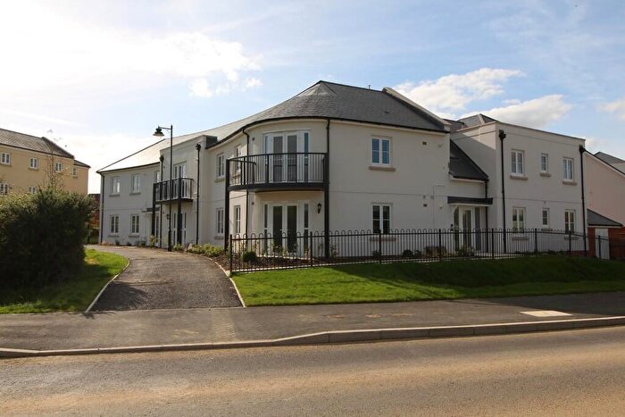 2 Bedroom Apartment To Rent In Carey Lane, Waterlooville, PO7