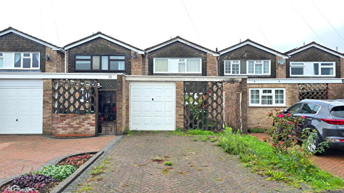 3 Bedroom Terraced House For Sale In Coombe Court, Thatcham, RG19
