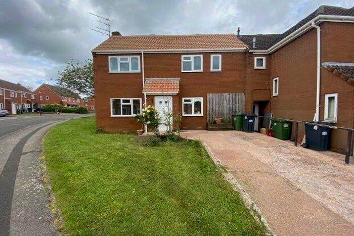 2 Bedroom Property To Rent In Wackrill Drive, Leamington Spa, CV32