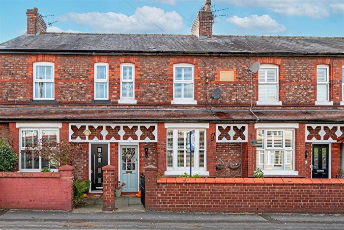 2 Bedroom Terraced House For Sale In East View, Grappenhall, Warrington, WA4